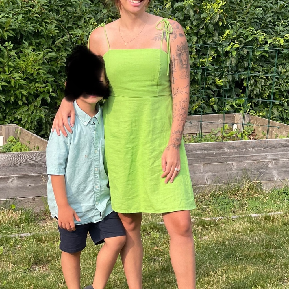 Green linen dress